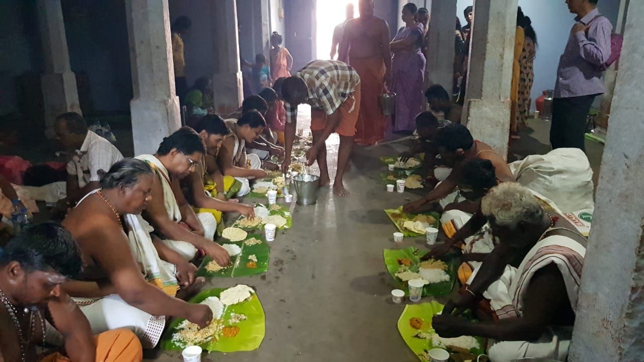Devotees served on banana leaves